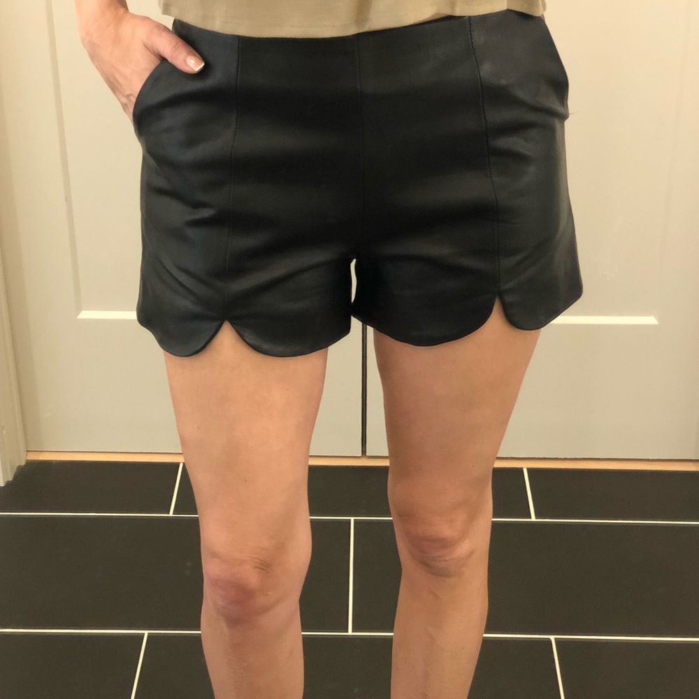 Black Leather Shorts with scalloped hem SZ M